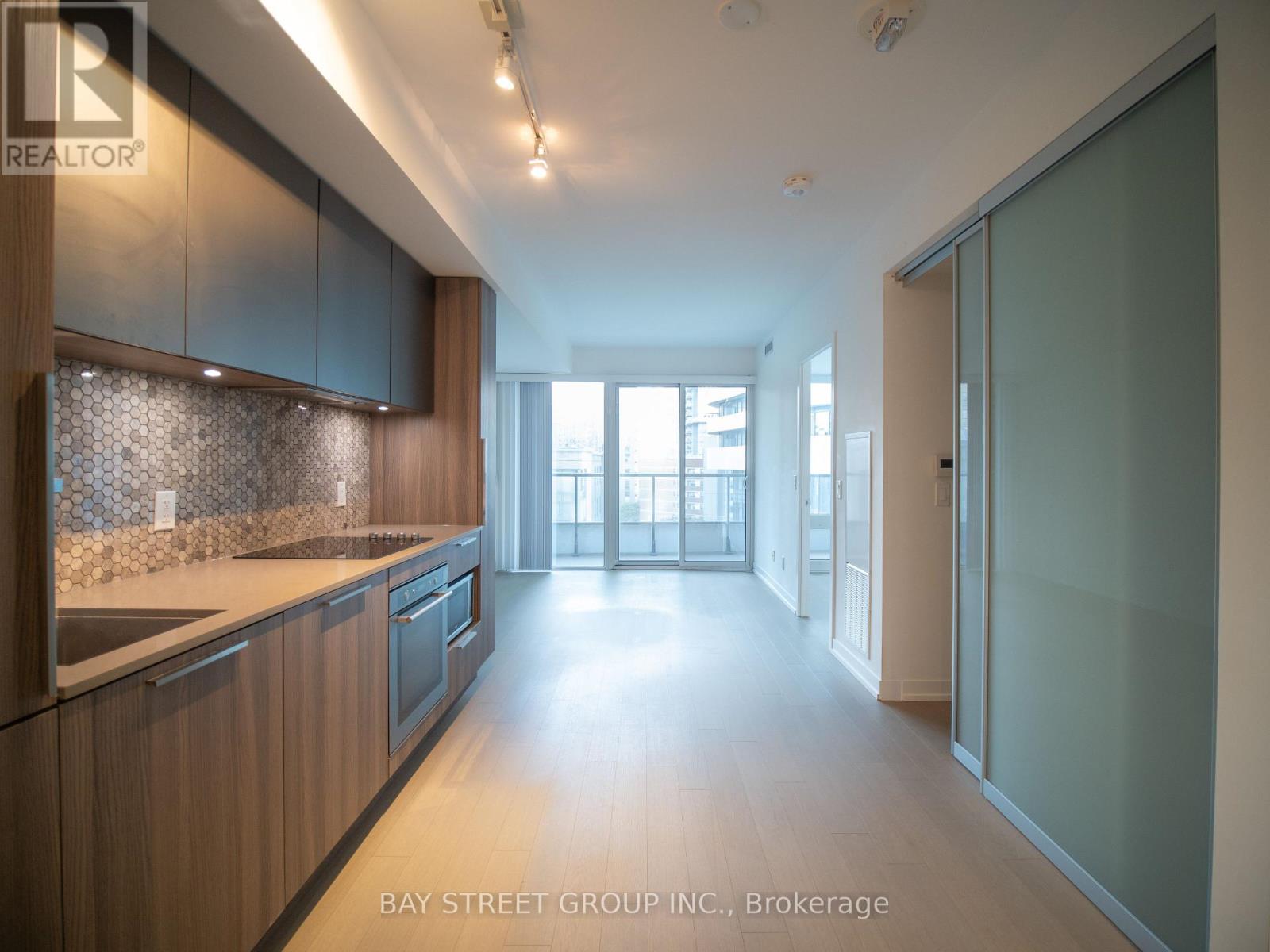 MLS® listing #30023859 for sale located at 1118 - 85 WOOD STREET