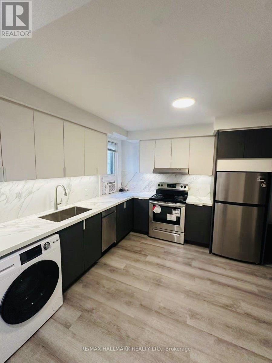 MLS® listing #30023919 for sale located at 2 - 2961 LAKESHORE BOULEVARD W