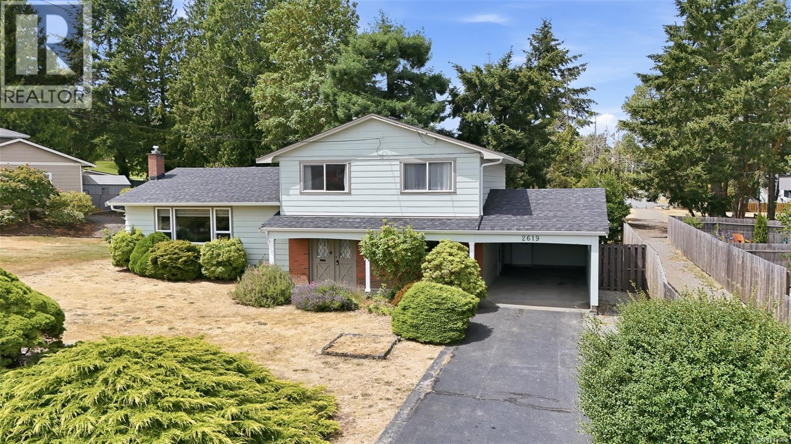 MLS® listing #30023929 for sale located at 2619 Cosgrove Cres