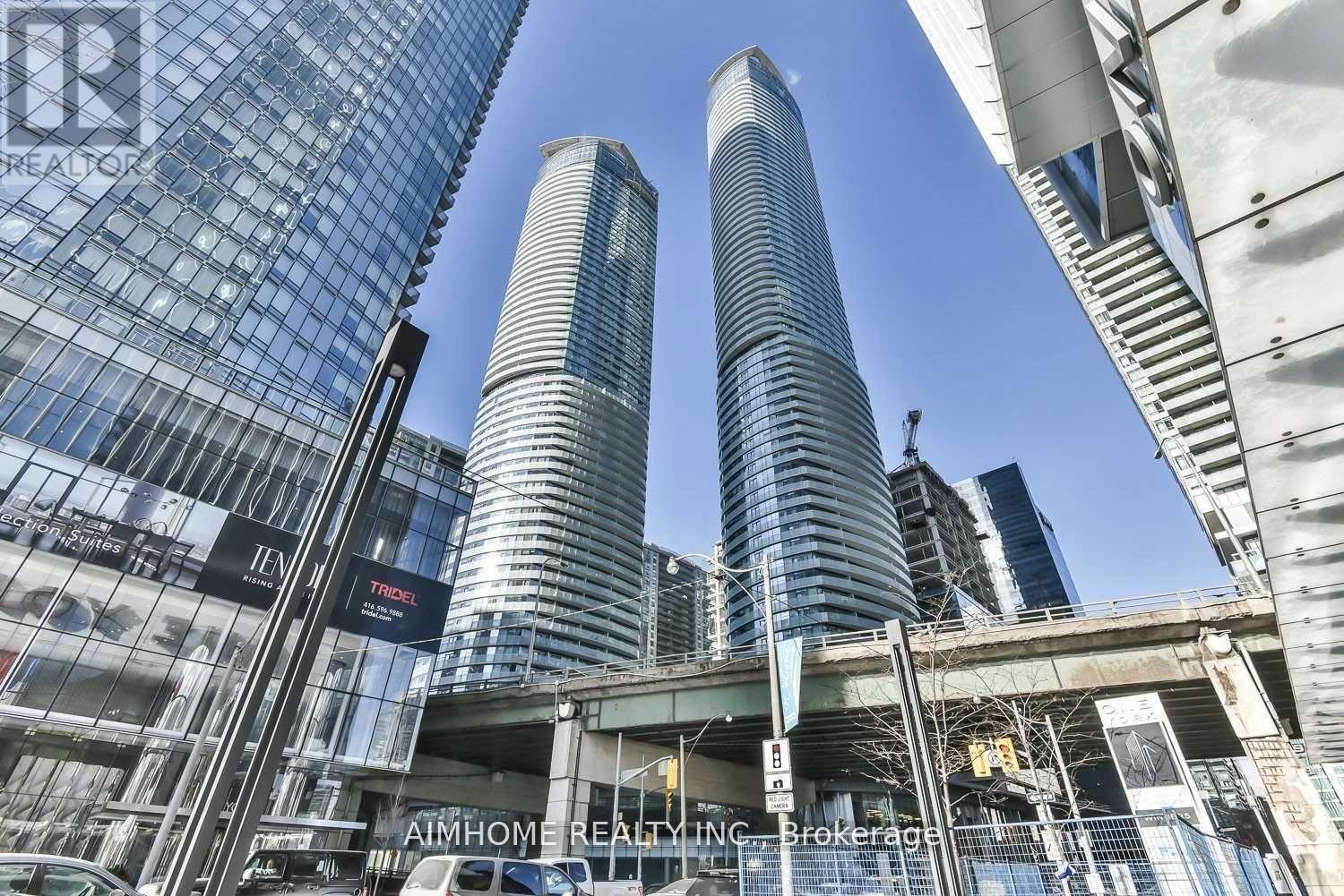 MLS® listing #30024249 for sale located at 1909 - 12 YORK STREET