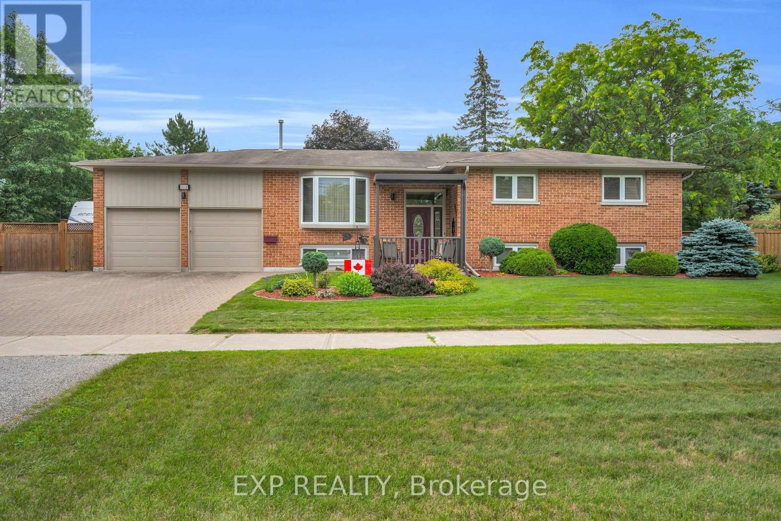 MLS® listing #30024268 for sale located at 113 ORIOLE DRIVE