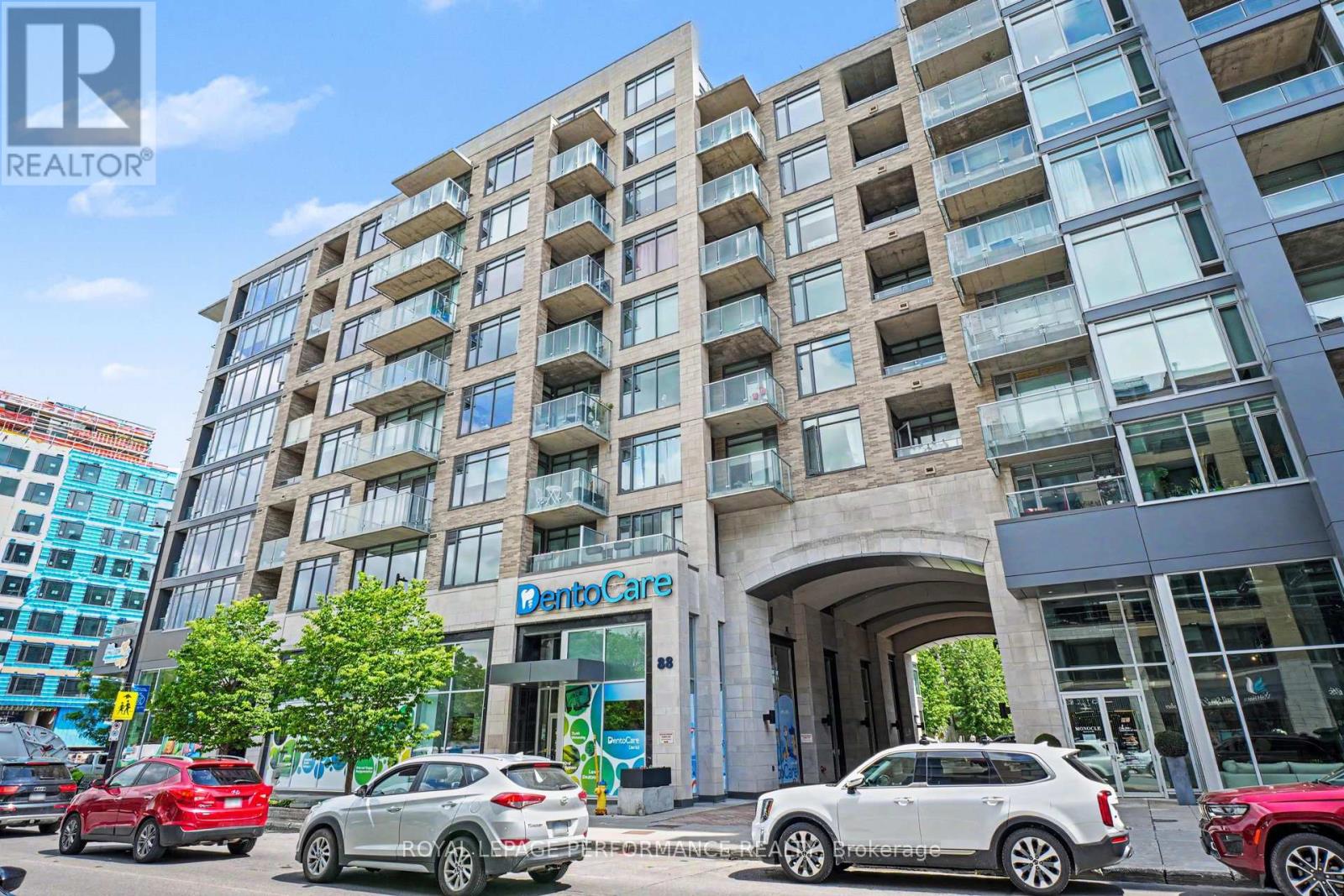 MLS® listing #30024989 for sale located at 412 - 88 RICHMOND ROAD