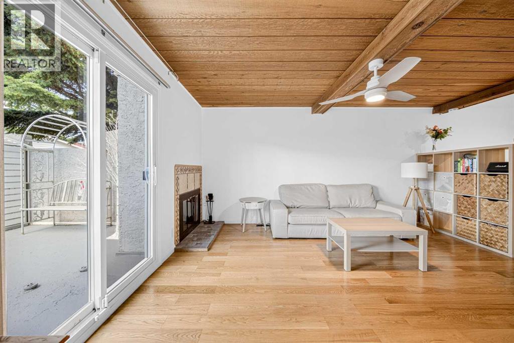 MLS® listing #30026620 for sale located at 21, 4915 45 Street SW