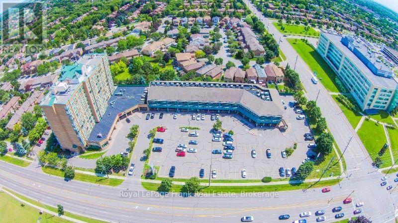 MLS® listing #30026699 for sale located at 203 - 701 ROSSLAND ROAD E