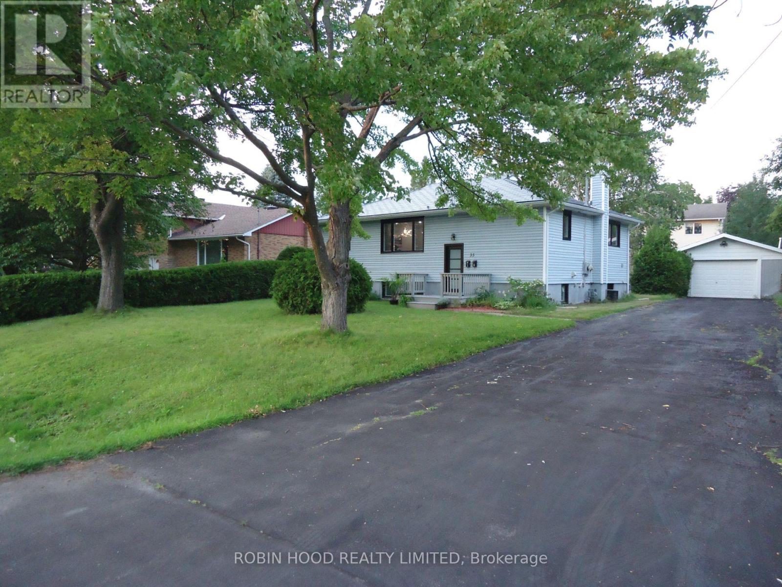 MLS® listing #30026776 for sale located at NA - 35 TAUVETTE STREET