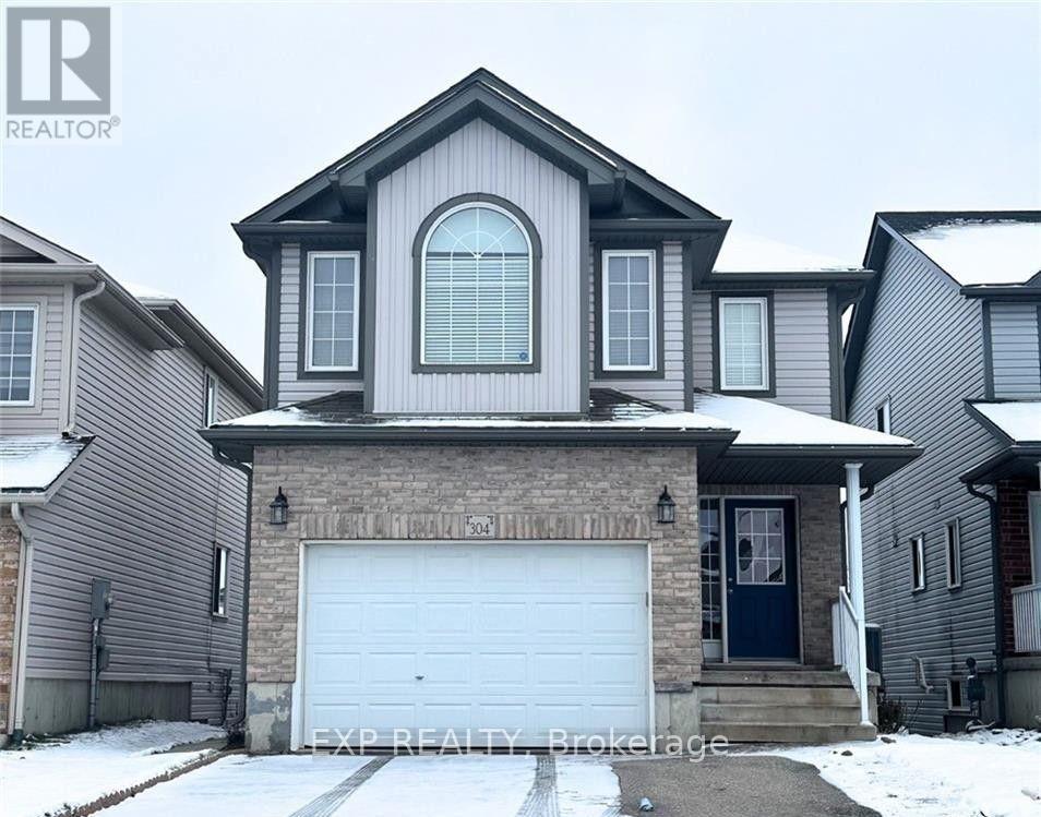 MLS® listing #30026997 for sale located at LOWER - 304 LEMON GRASS CRESCENT