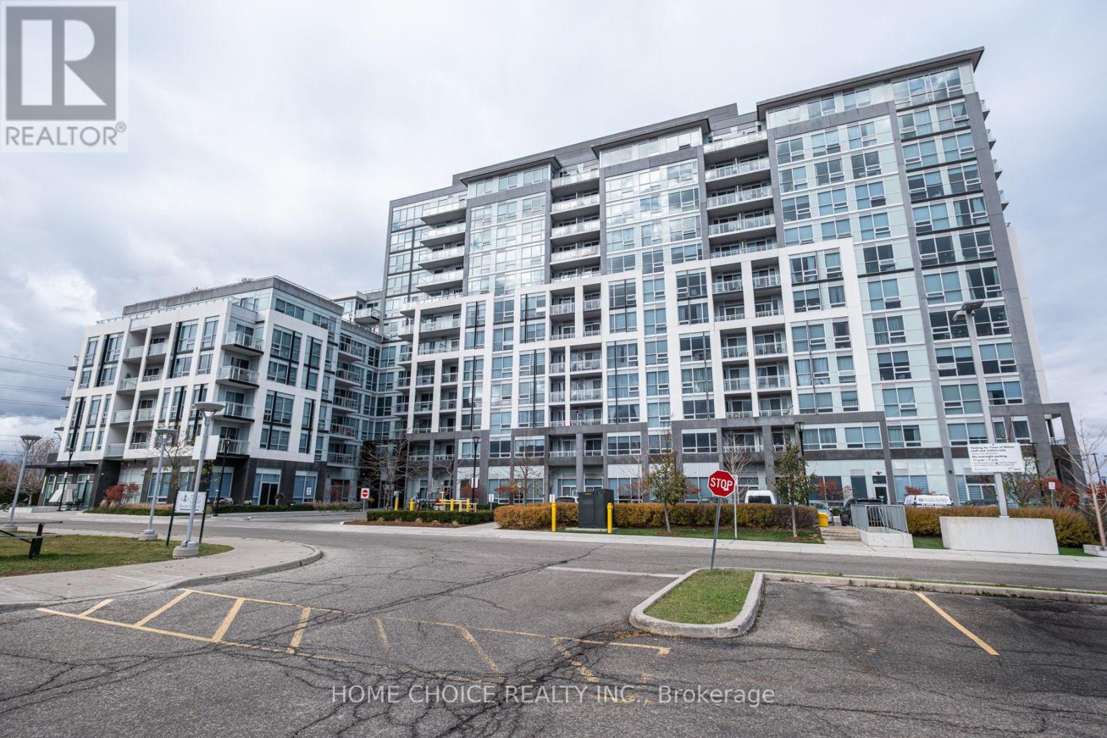 MLS® listing #30029196 for sale located at 614 - 1050 MAIN STREET E