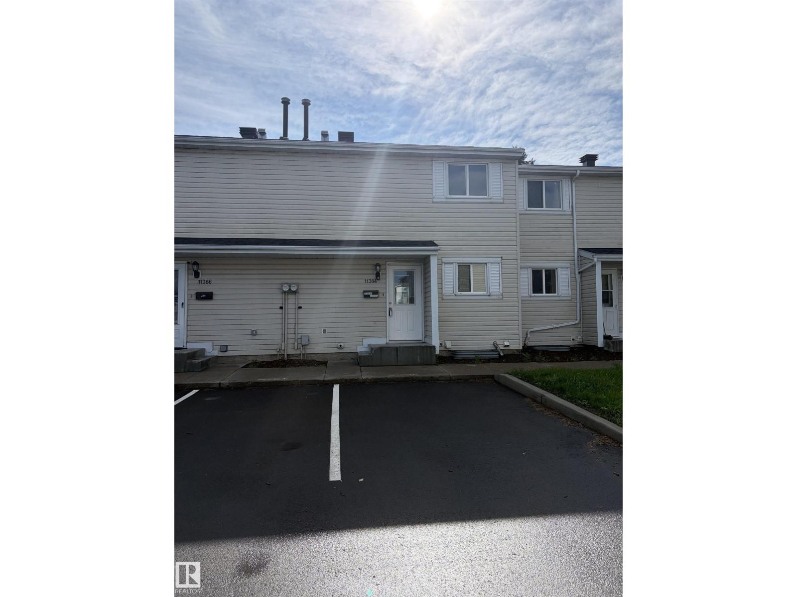 MLS® listing #30029510 for sale located at 11384 139 AV NW