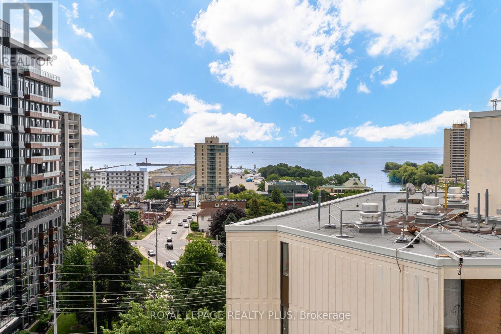 MLS® listing #30029782 for sale located at PH 4 - 39 STAVEBANK ROAD N