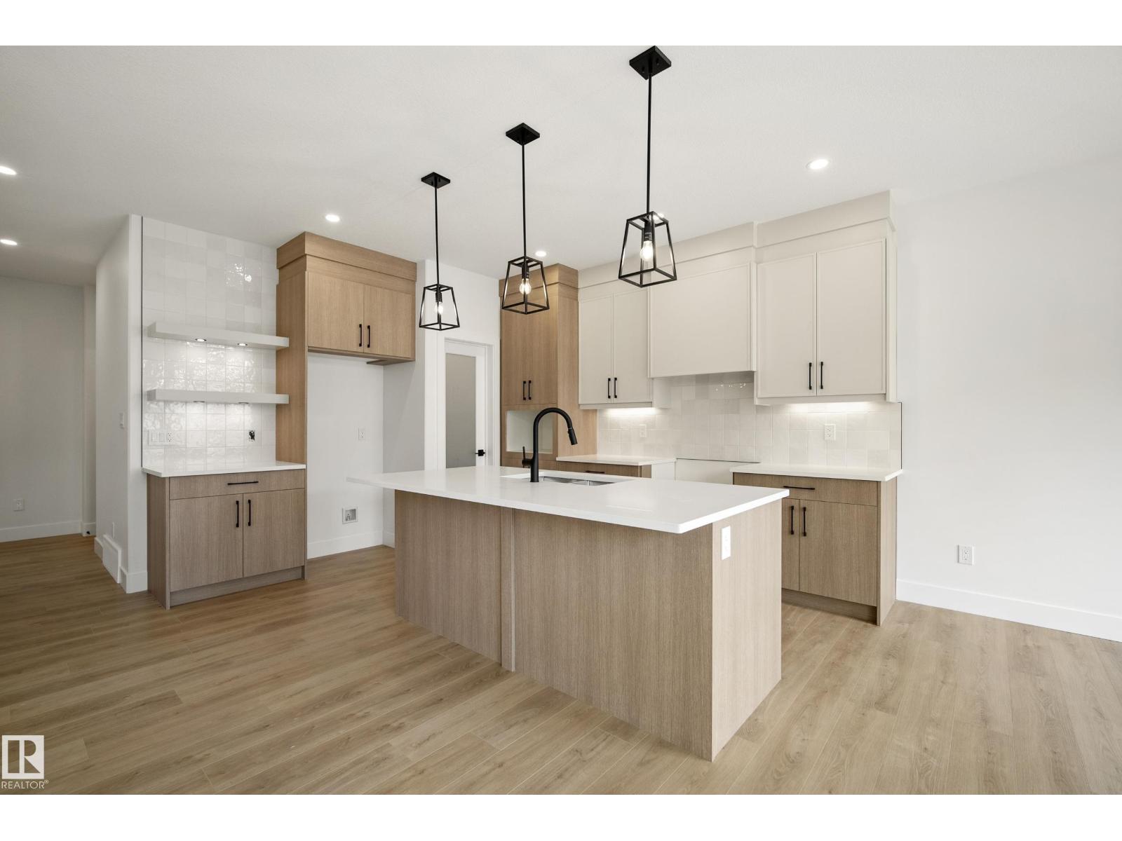 MLS® listing #30029807 for sale located at 113 Caledon CR
