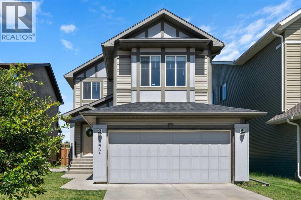 MLS® listing #30030695 for sale located at 277 Brightonwoods Gardens SE
