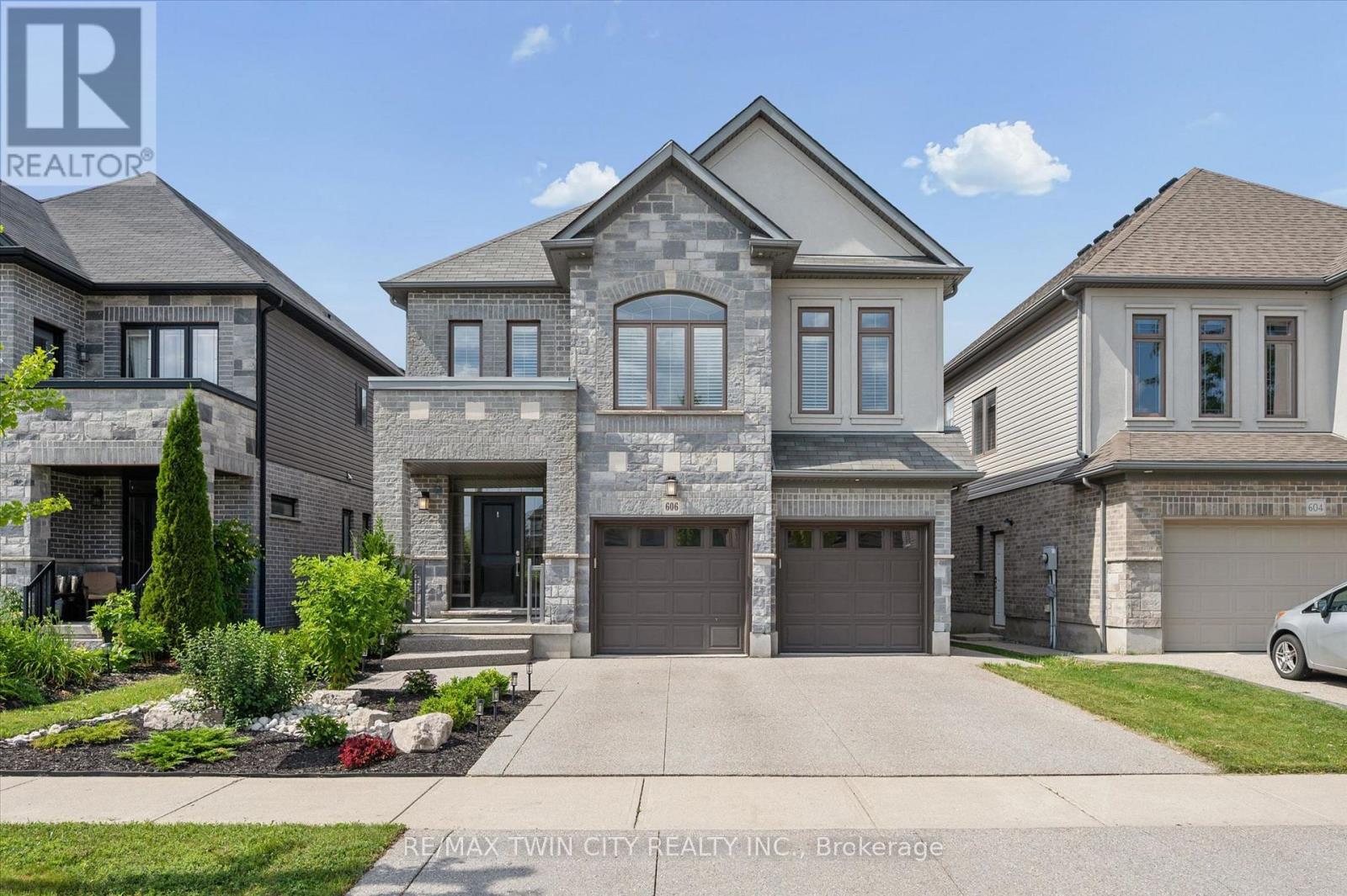 MLS® listing #30031018 for sale located at 606 PINERY TRAIL