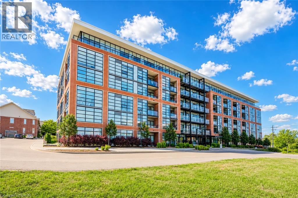 MLS® listing #30031108 for sale located at 15 PRINCE ALBERT Boulevard Unit# 112