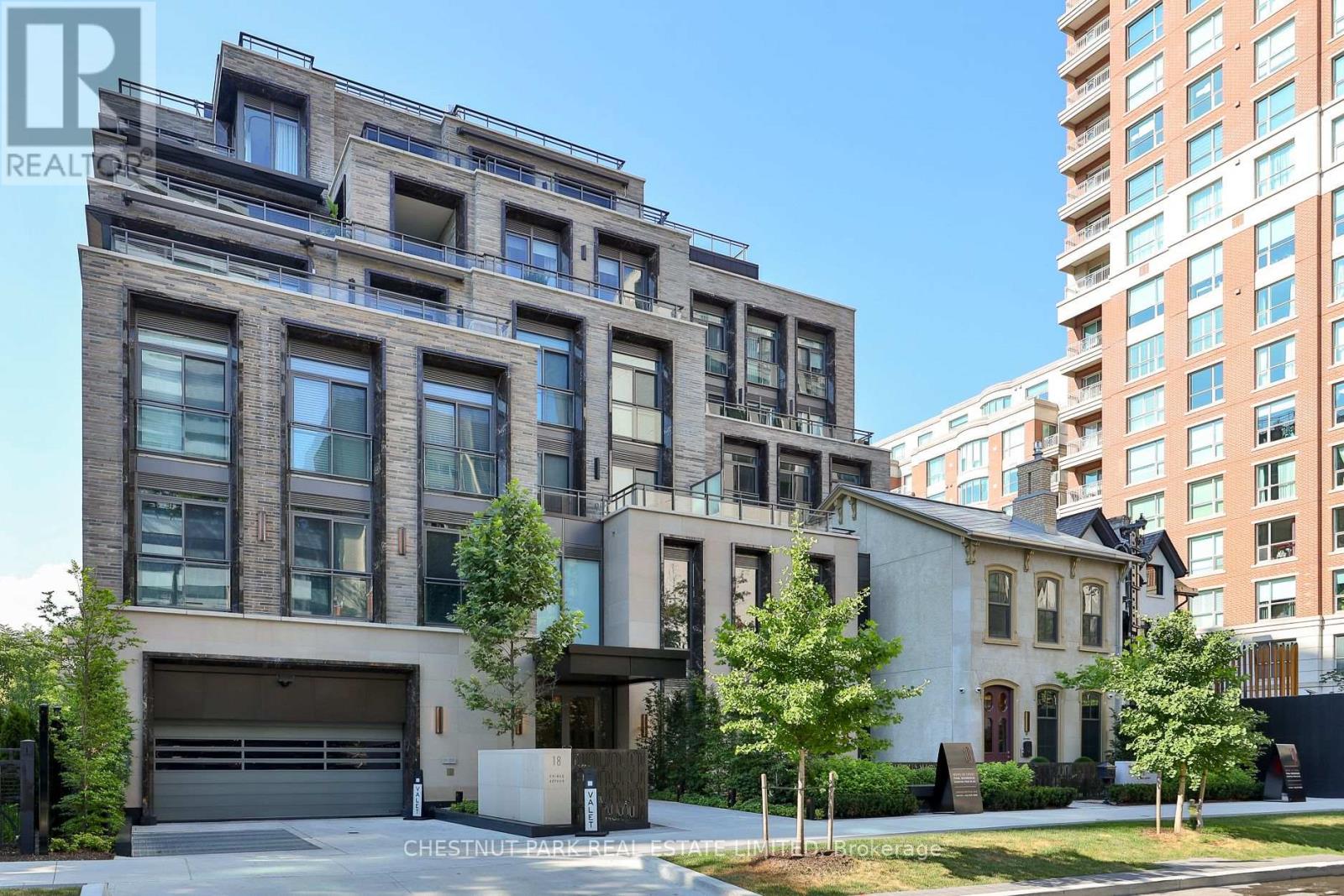 MLS® listing #30031363 for sale located at GARDEN HOME 1 - 10 PRINCE ARTHUR AVENUE