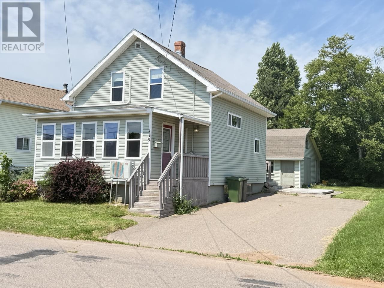 MLS® listing #30031679 for sale located at 479 Sheen Street