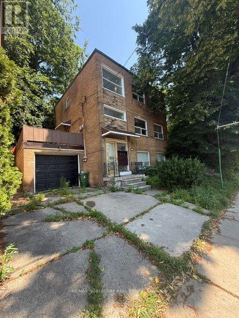 MLS® listing #30031814 for sale located at 832 DAVENPORT ROAD