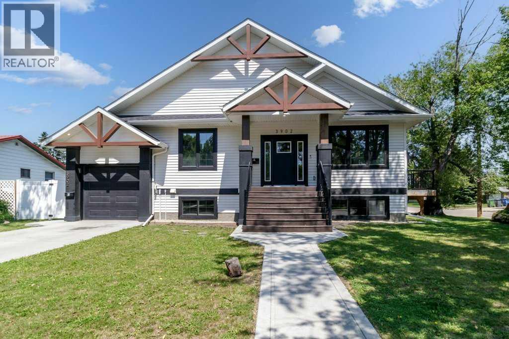 MLS® listing #30032583 for sale located at 3902 46 Street