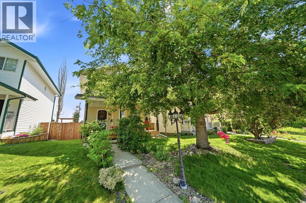 MLS® listing #30032783 for sale located at 48 Country Ridge Close