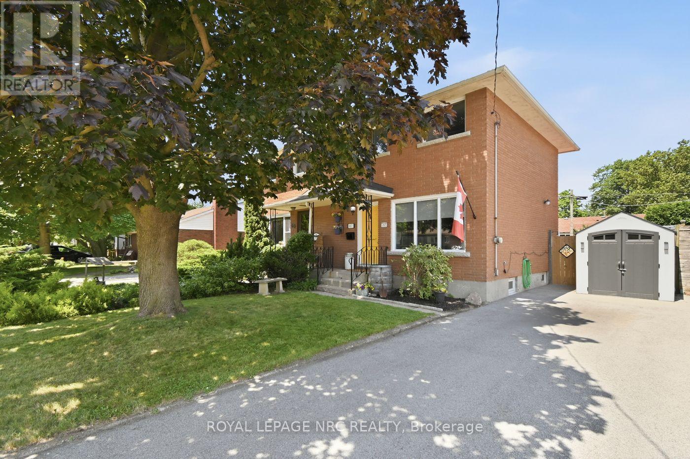 MLS® listing #30035241 for sale located at 71 WILDWOOD ROAD