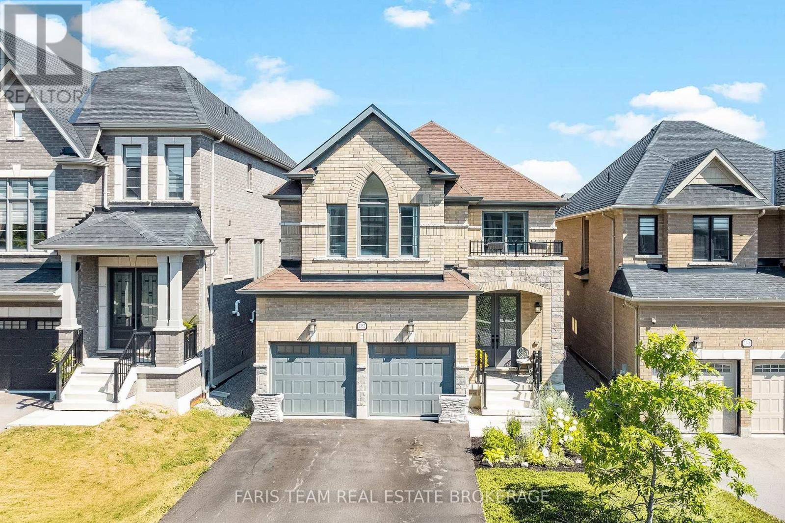 MLS® listing #30035669 for sale located at 1352 BLACKMORE STREET