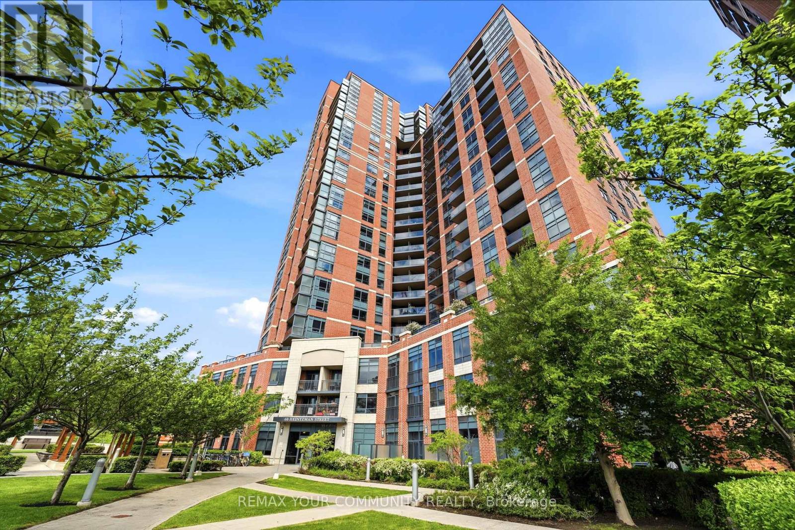 MLS® listing #30036566 for sale located at 2102 - 60 HEINTZMAN STREET