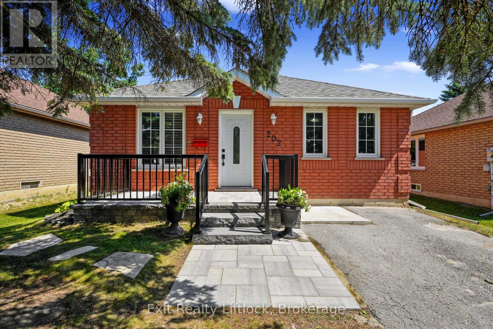 MLS® listing #30036698 for sale located at 202 MILROY DRIVE
