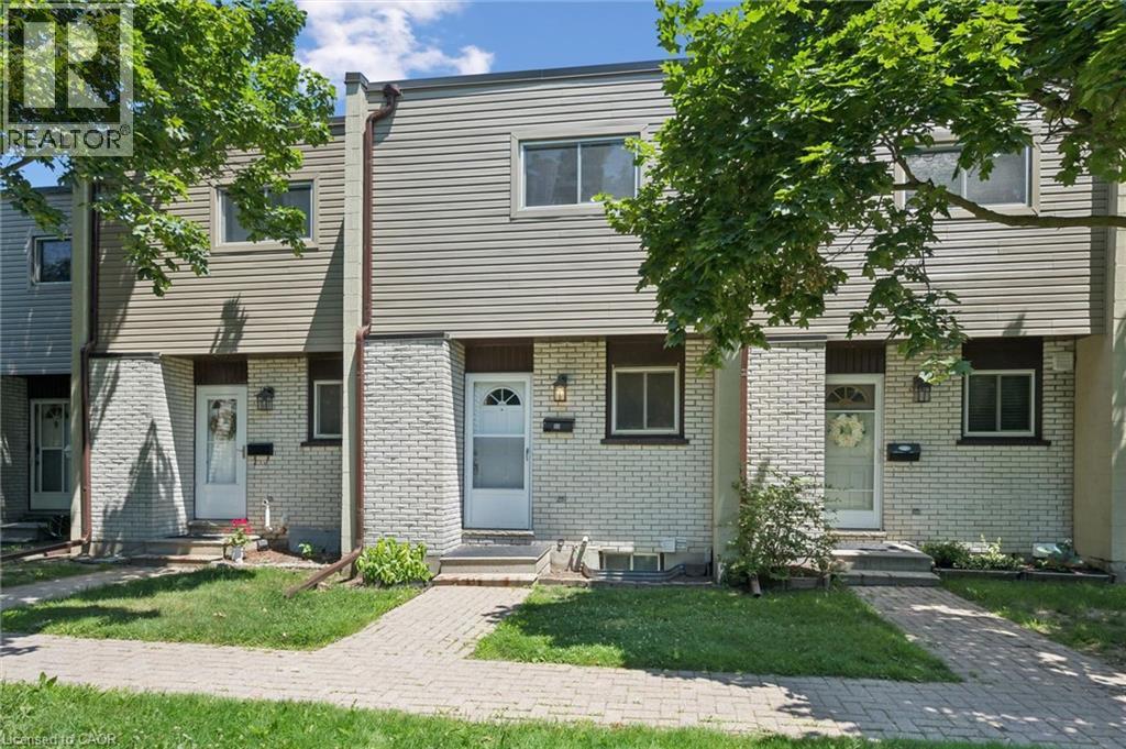 MLS® listing #30038371 for sale located at 178 GRULKE Street Unit# 11