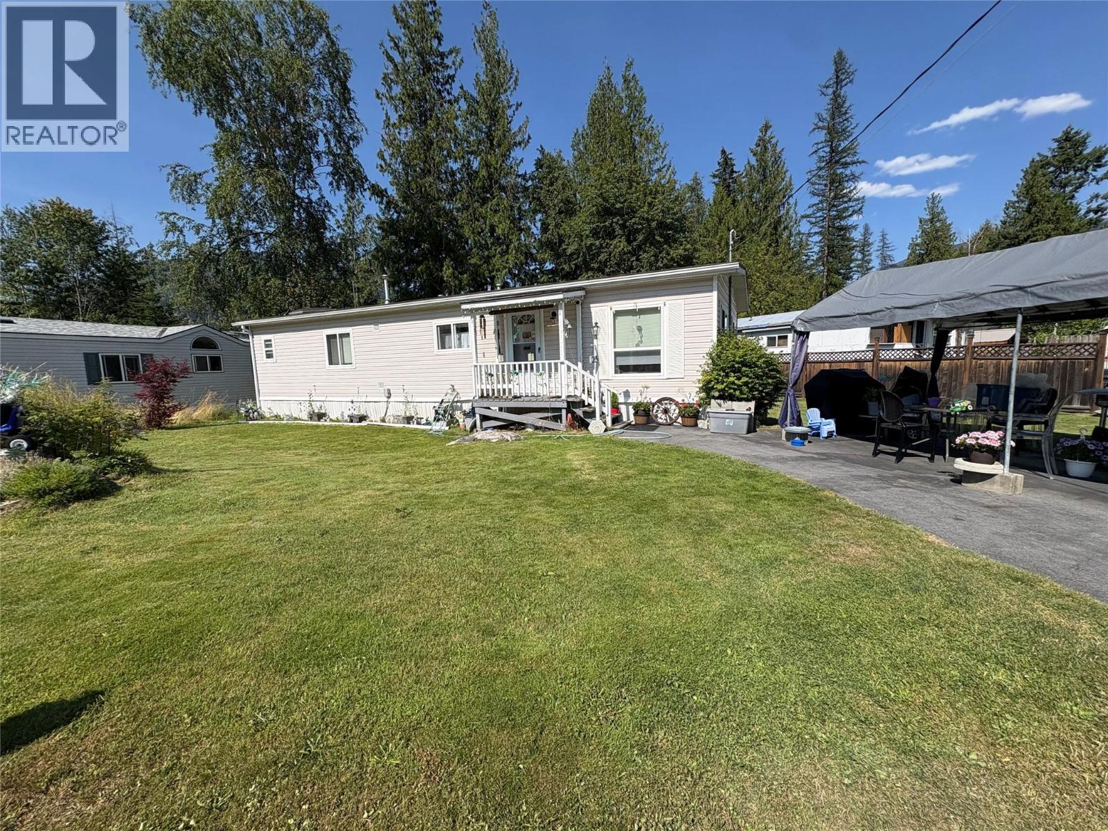 MLS® listing #30038733 for sale located at 900 Gore Street Unit# 25