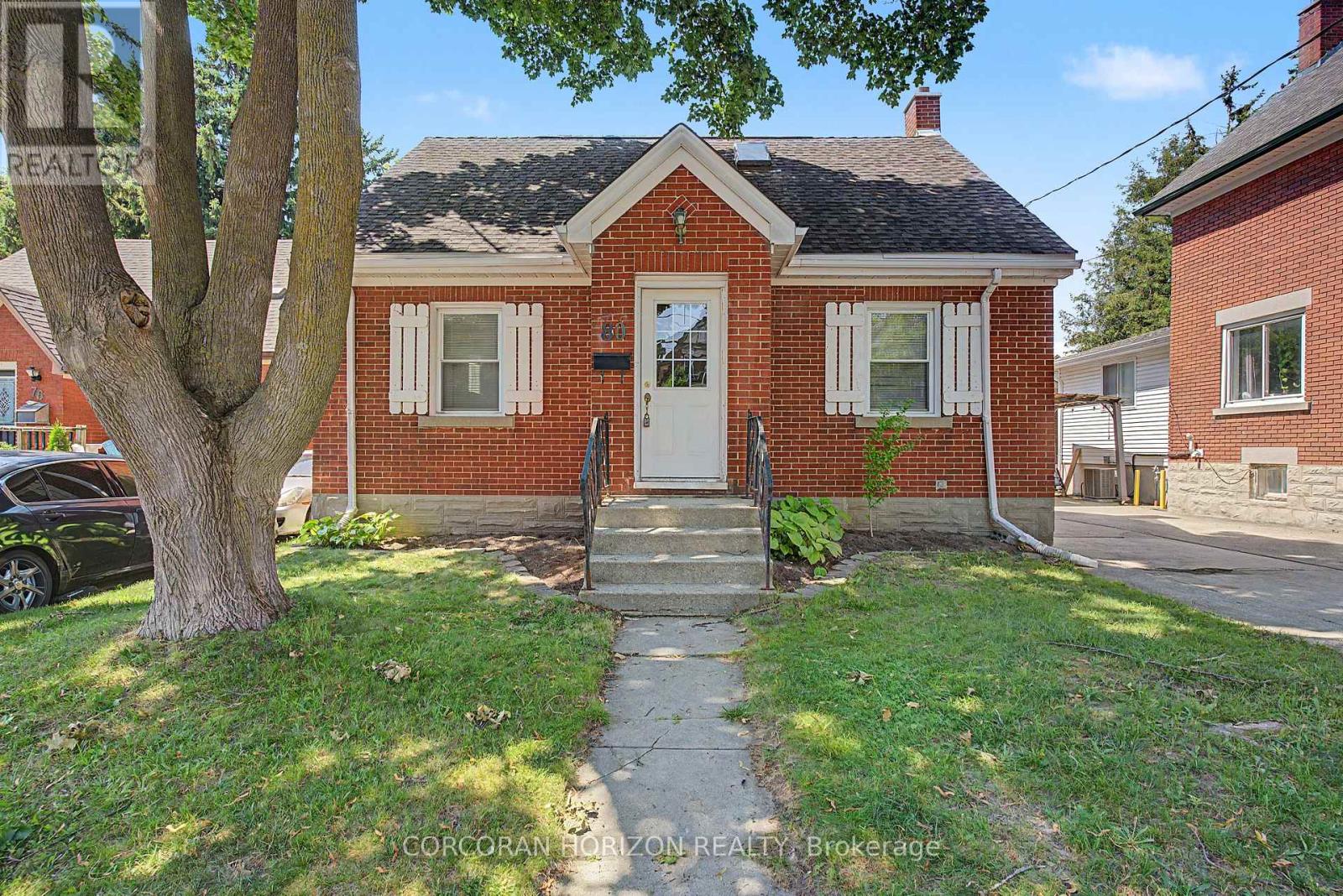 MLS® listing #30039170 for sale located at 80 BLUCHER STREET
