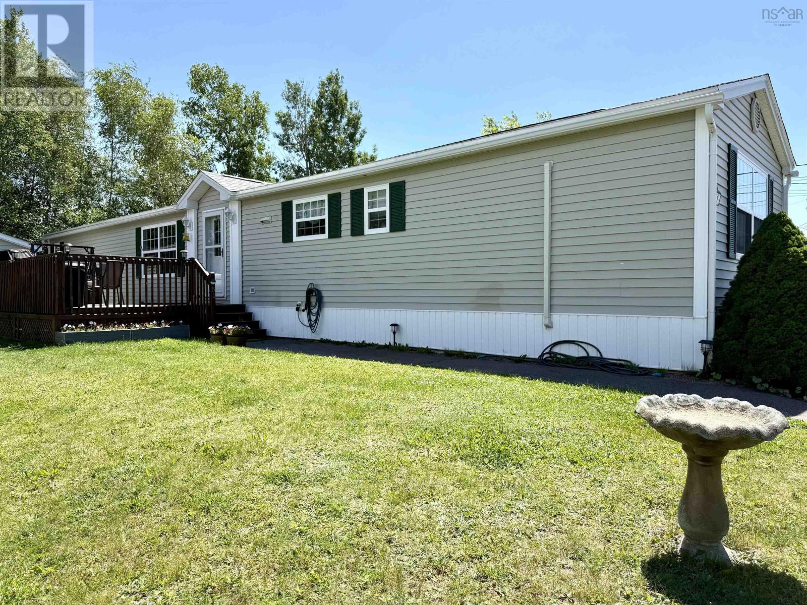 MLS® listing #30039402 for sale located at 51 Pinehurst Street