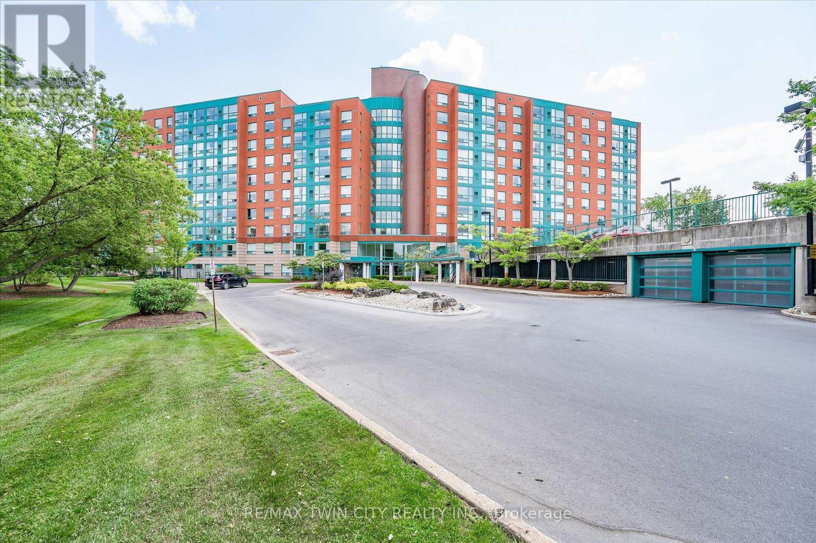 MLS® listing #30040028 for sale located at 514 - 55 BLUE SPRINGS DRIVE
