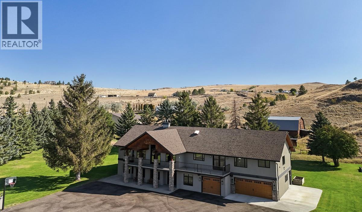 MLS® listing #30040133 for sale located at 945 Simms Road