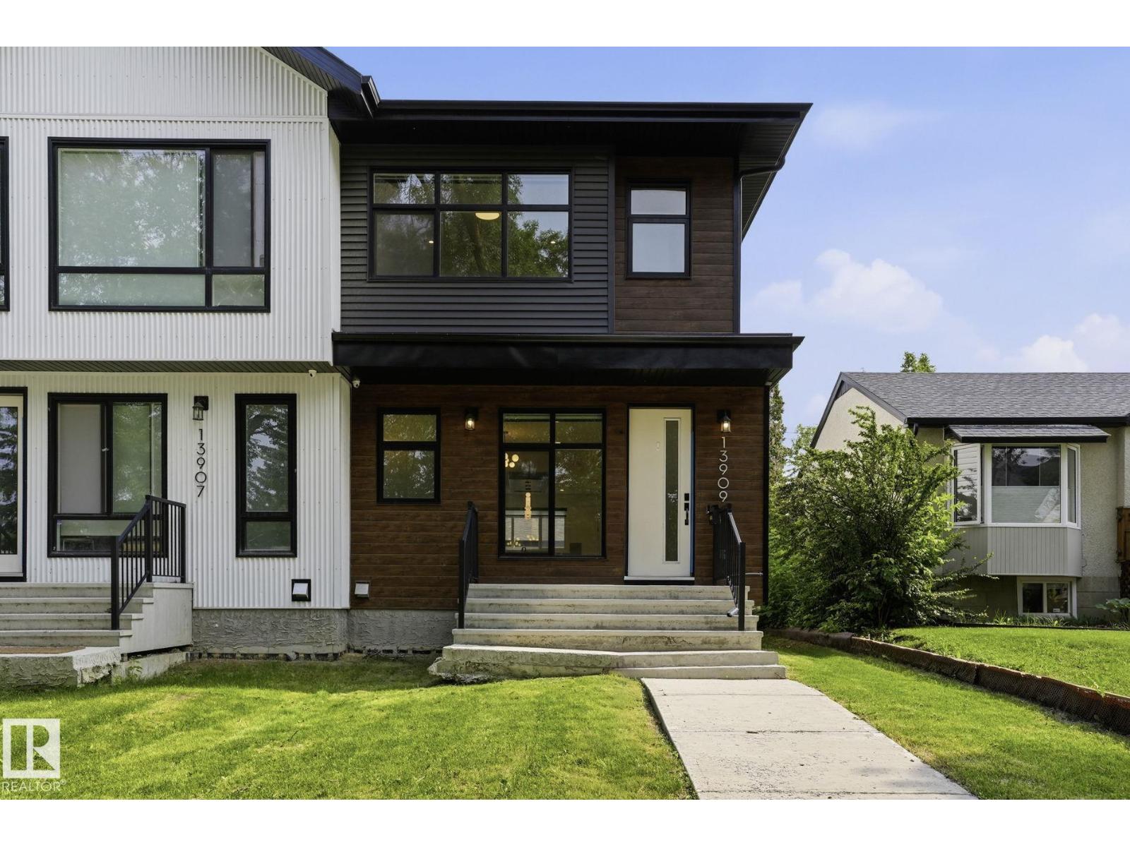 MLS® listing #30040151 for sale located at 13909 107A AV NW