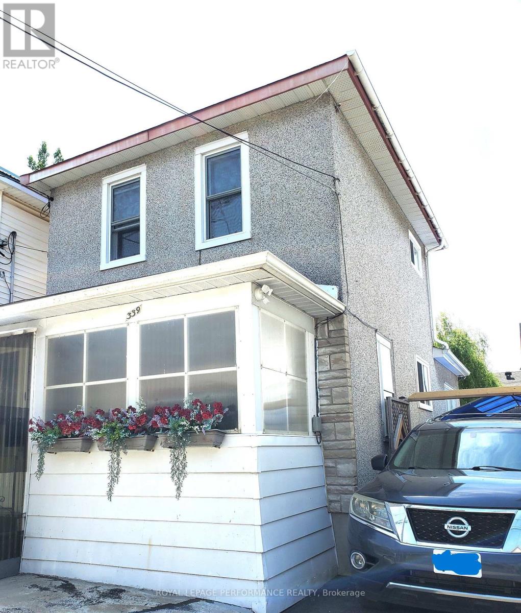 MLS® listing #30040309 for sale located at 339 LOUISA STREET