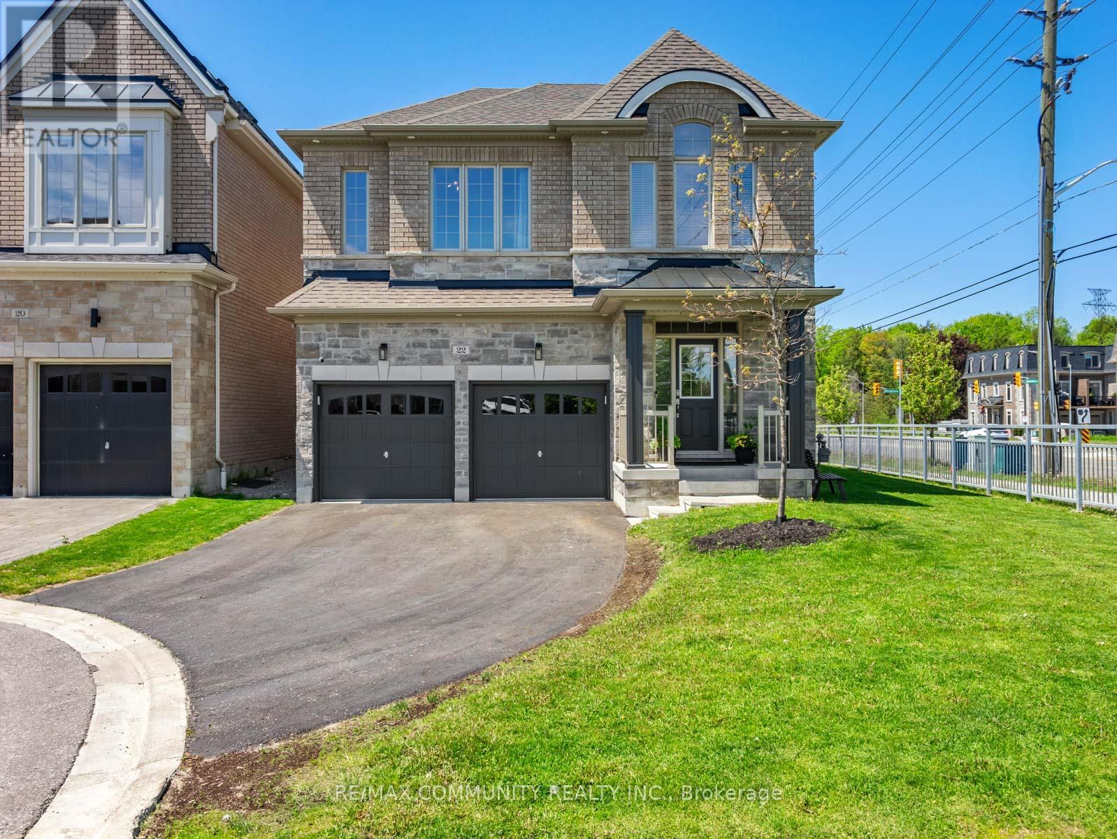 MLS® listing #30040492 for sale located at 22 COATES OF ARMS LANE