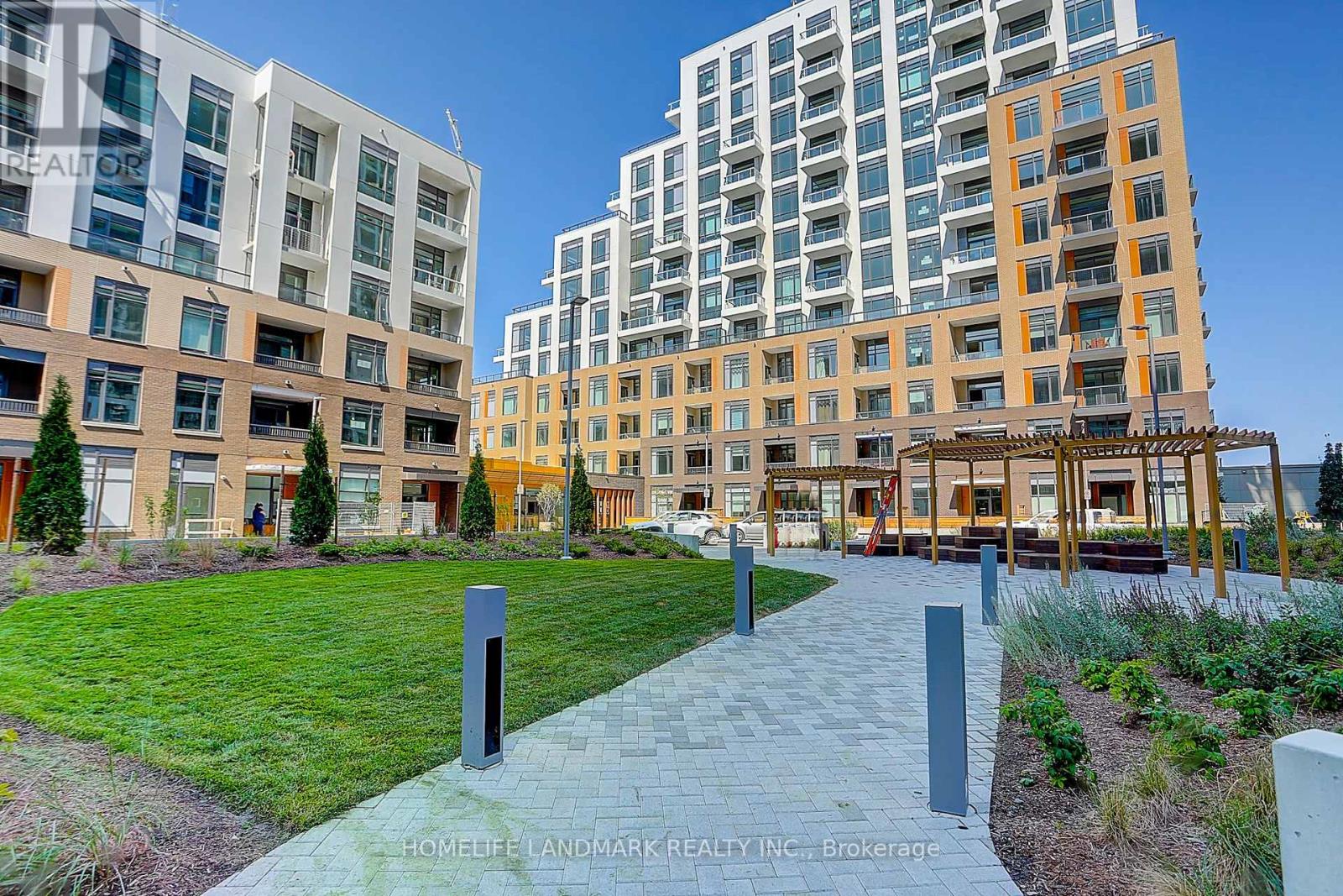 MLS® listing #30040663 for sale located at B-532 - 7950 BATHURST STREET
