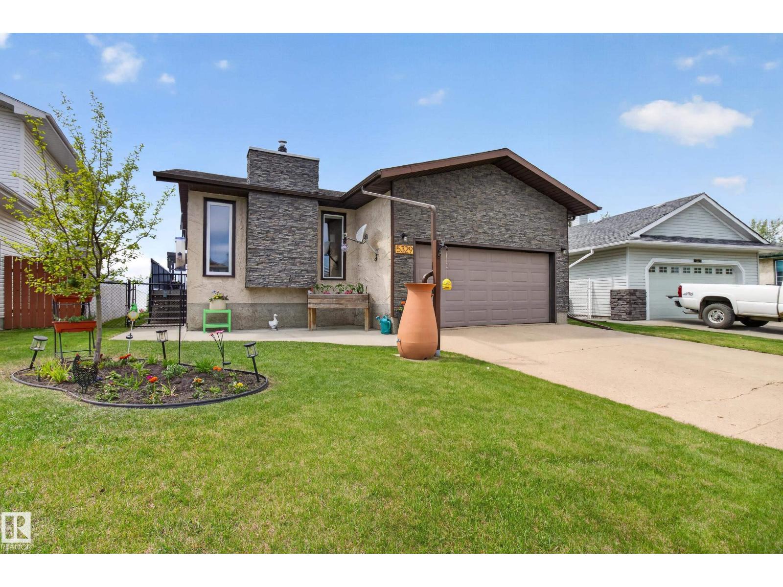 MLS® listing #30040985 for sale located at 5329 65 St