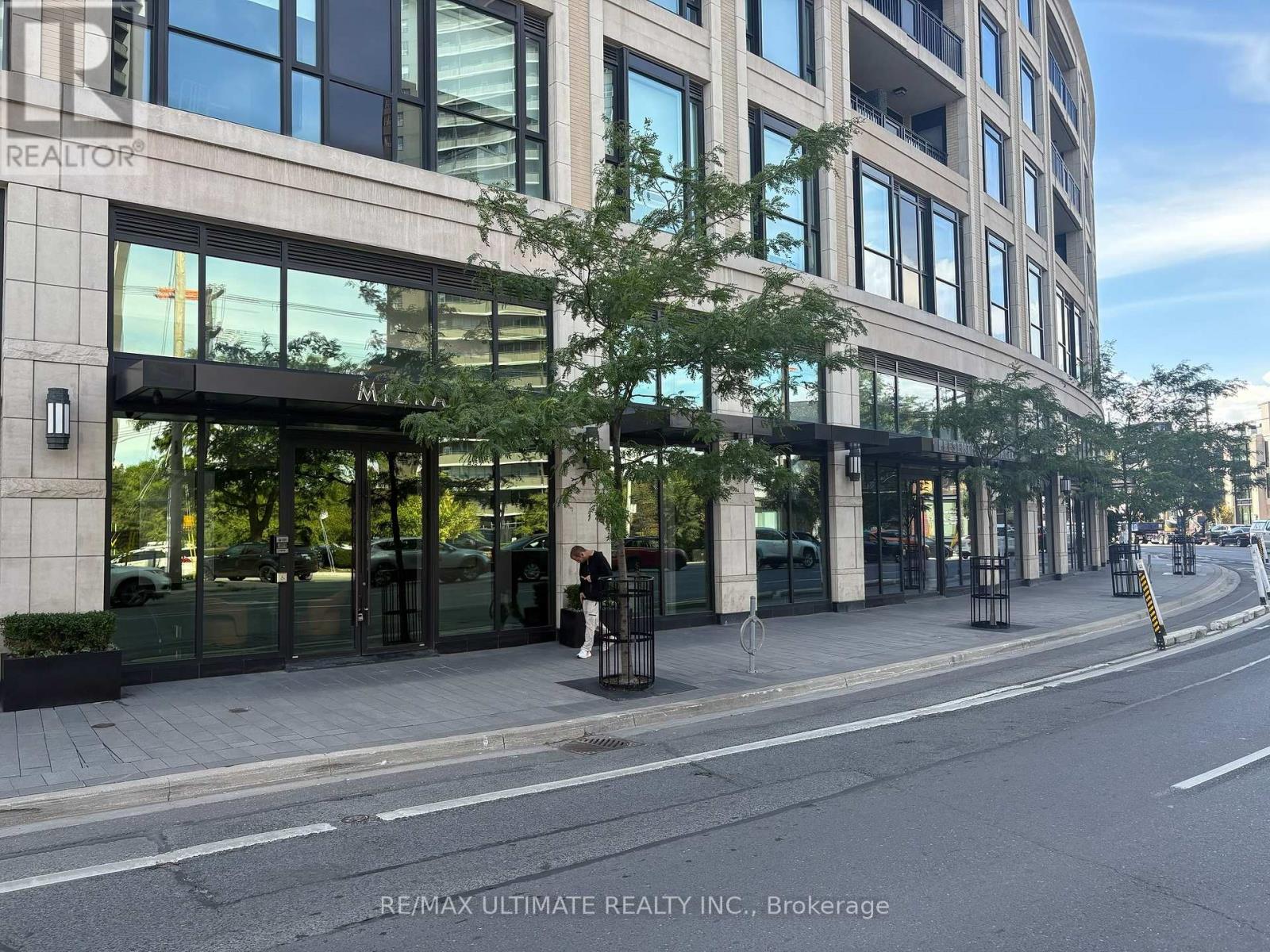 MLS® listing #30041124 for sale located at 185 DAVENPORT ROAD