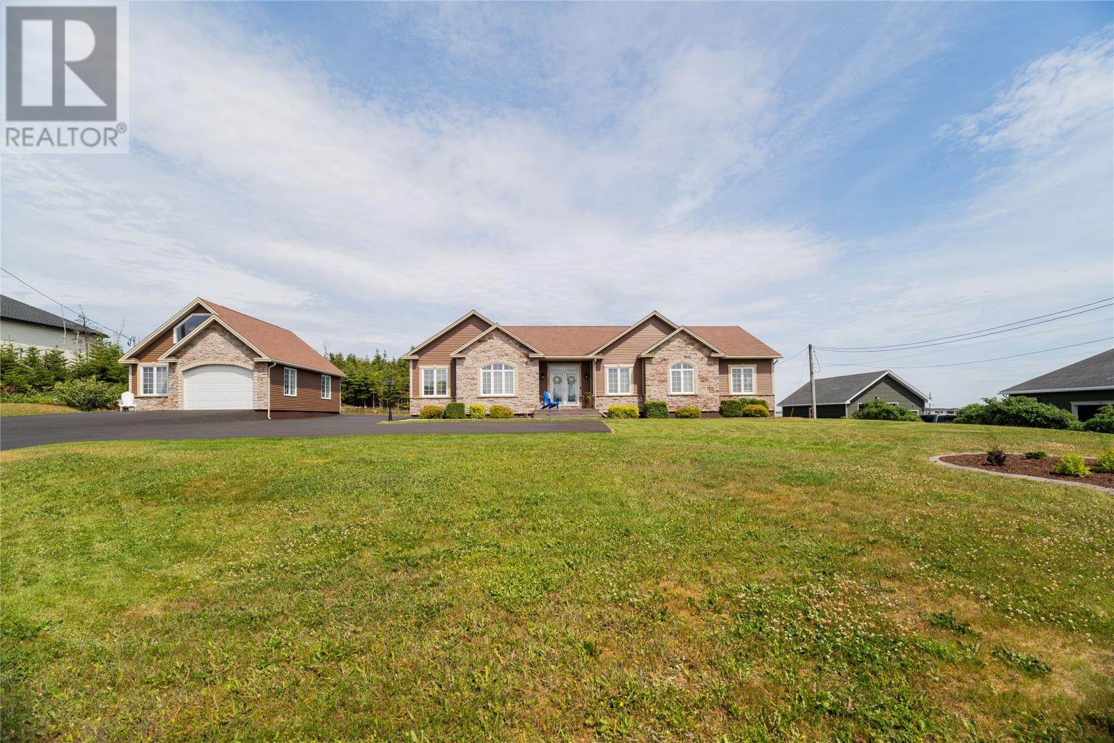 MLS® listing #30041173 for sale located at 206 Summit Drive