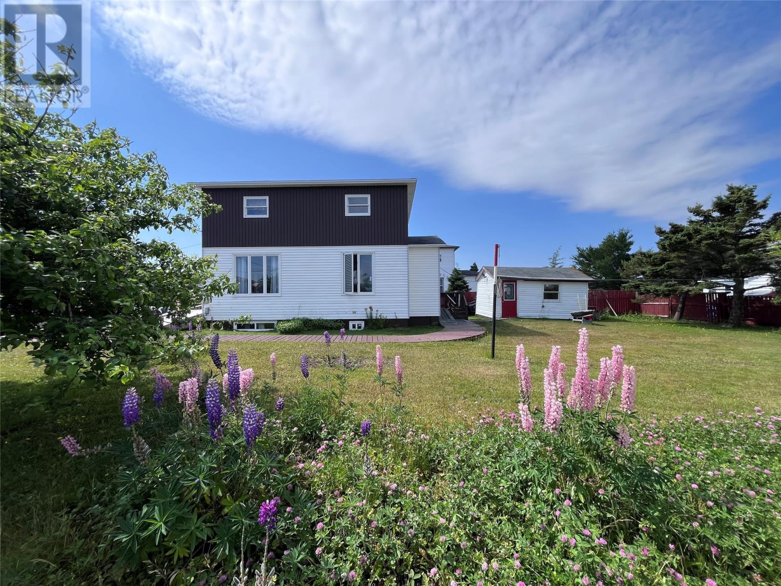 MLS® listing #30043615 for sale located at 8 Brookfield Road
