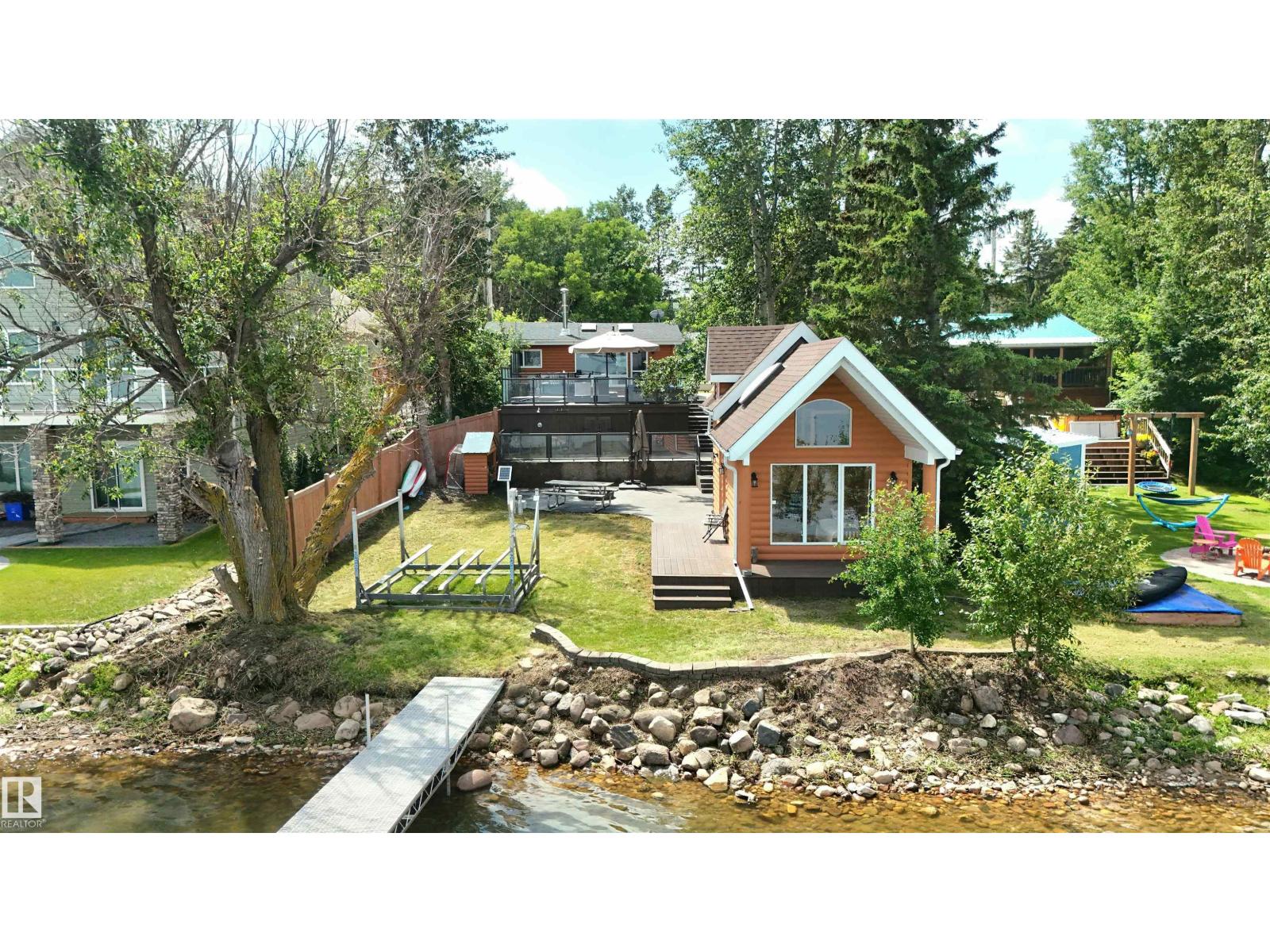 MLS® listing #30043701 for sale located at 38 462026 RR10 Viola BE