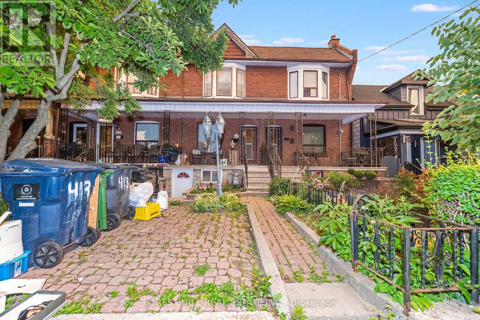 MLS® listing #30043978 for sale located at 413 WESTMORELAND AVENUE N