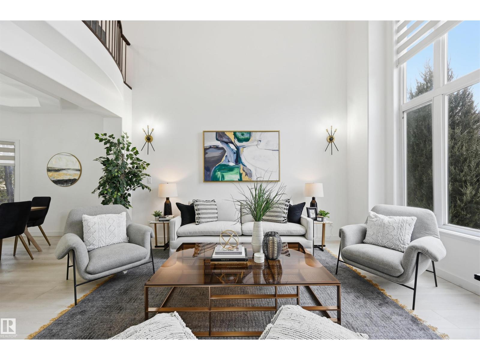 MLS® listing #30044207 for sale located at 926 THOMPSON PL NW