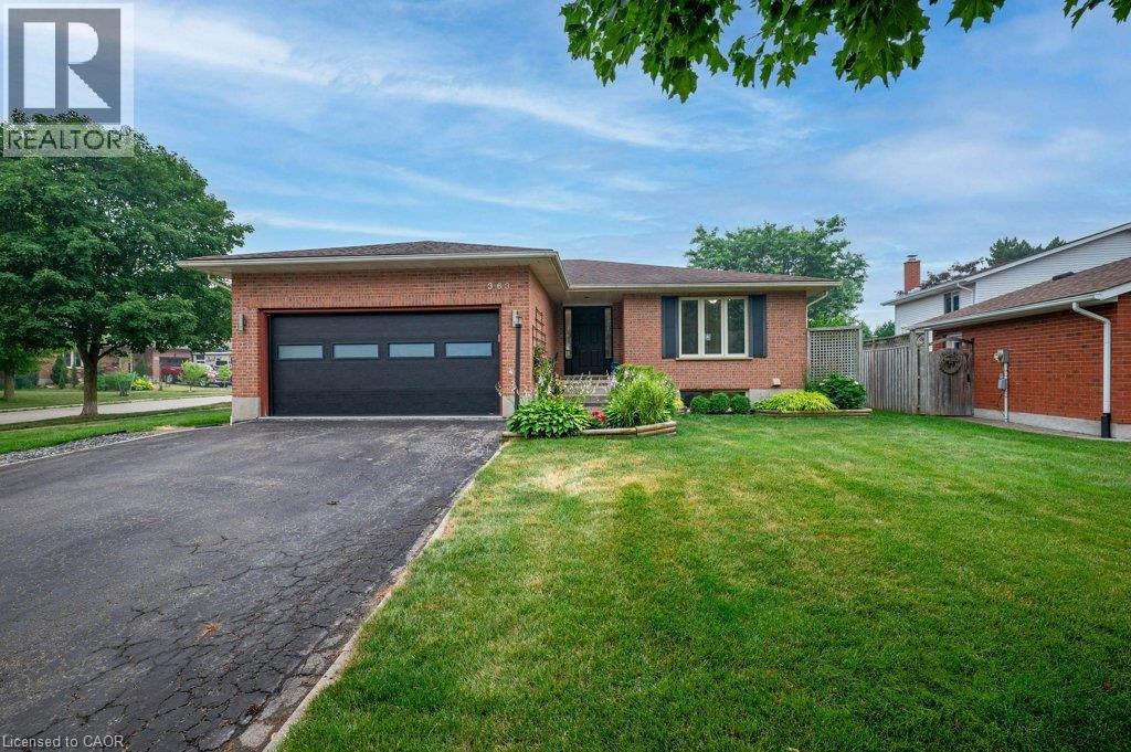 MLS® listing #30044668 for sale located at 363 TWINFLOWER Crescent