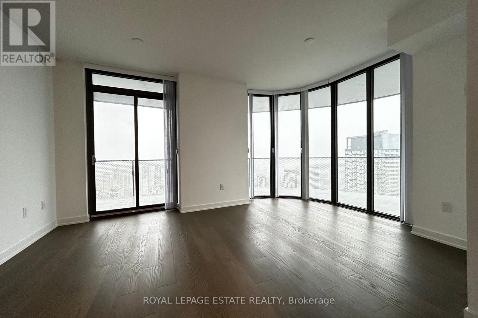 MLS® listing #30046245 for sale located at 5002 - 11 WELLESLEY STREET W