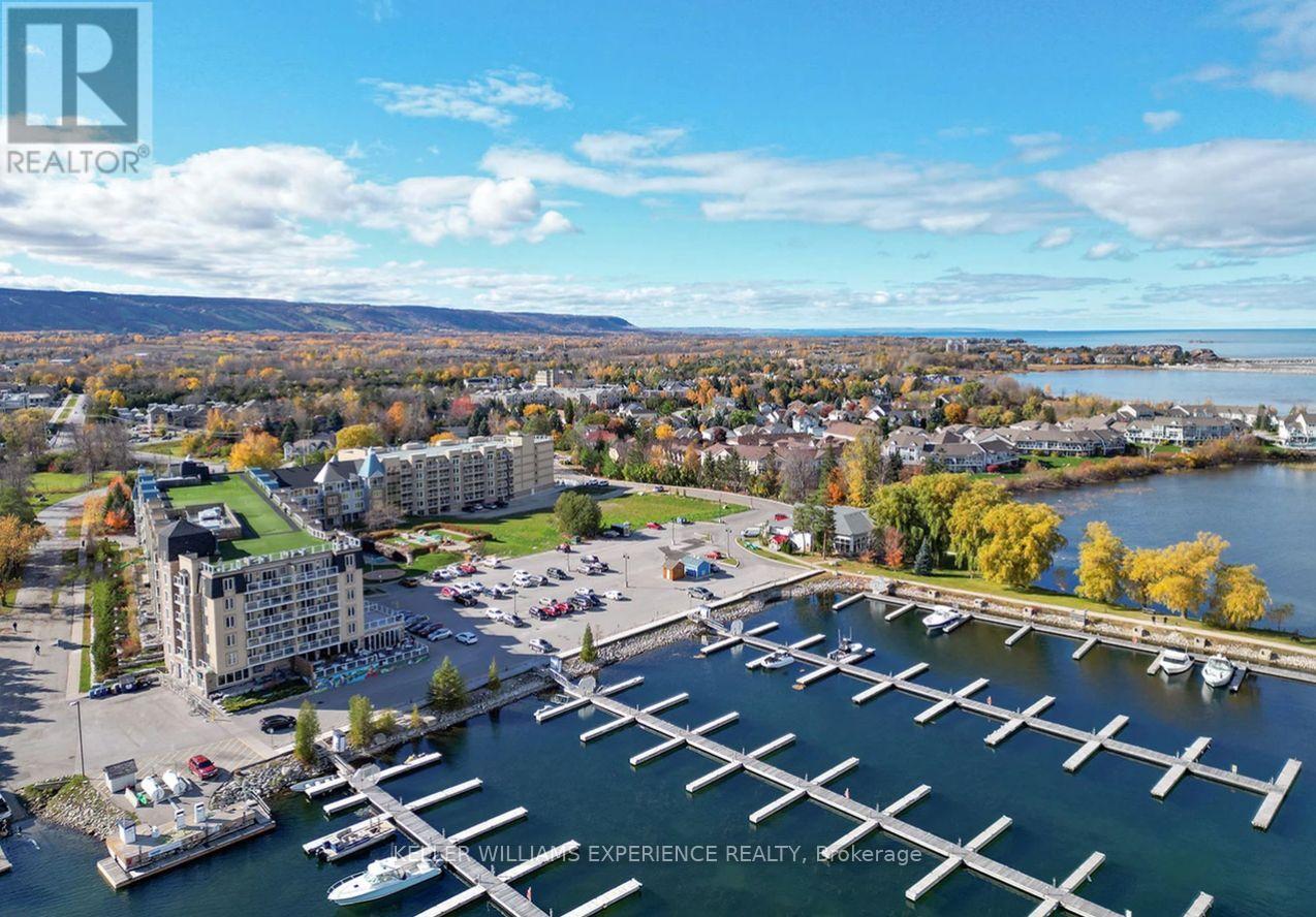 MLS® listing #30047392 for sale located at 3112/14 - 9 HARBOUR STREET E