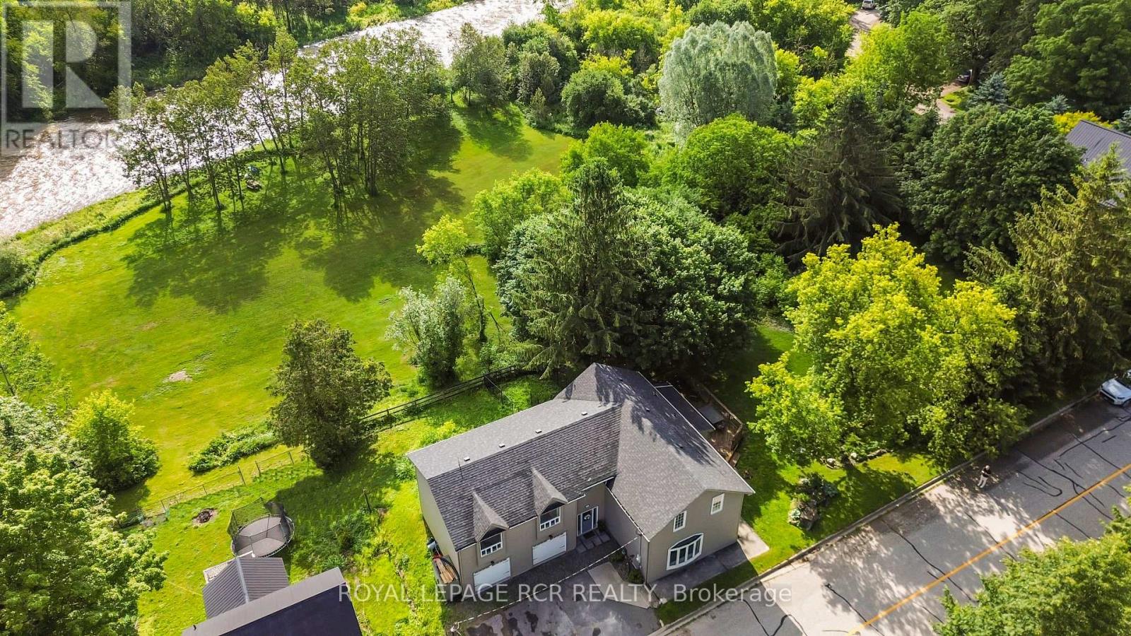 MLS® listing #30047424 for sale located at 12 MILL STREET