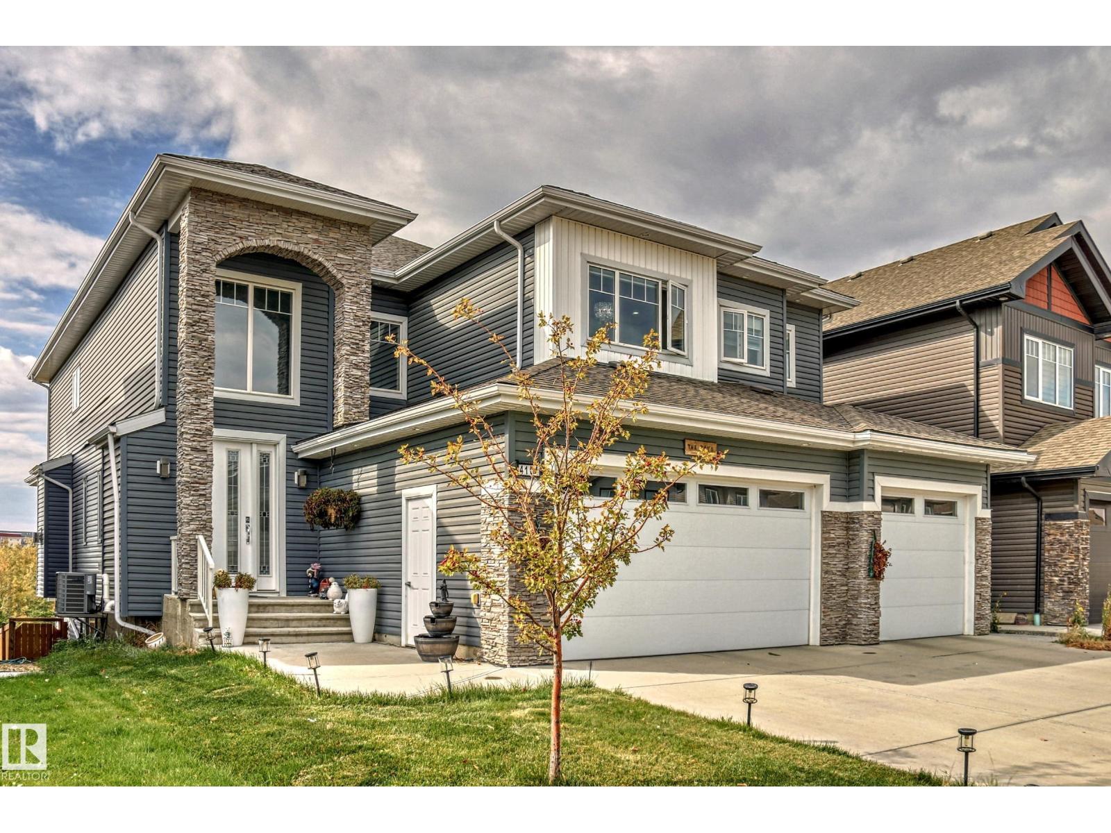 MLS® listing #30047429 for sale located at 4104 8 ST NW