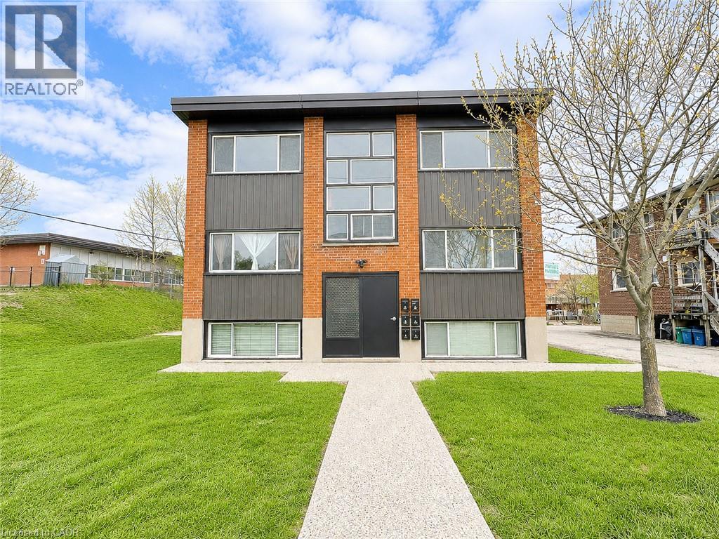 MLS® listing #30052156 for sale located at 281 LORNE Avenue Unit# 1