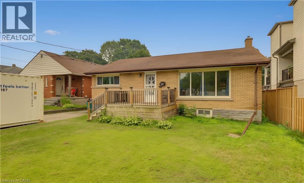 MLS® listing #30054290 for sale located at 195 BELLEVIEW Avenue